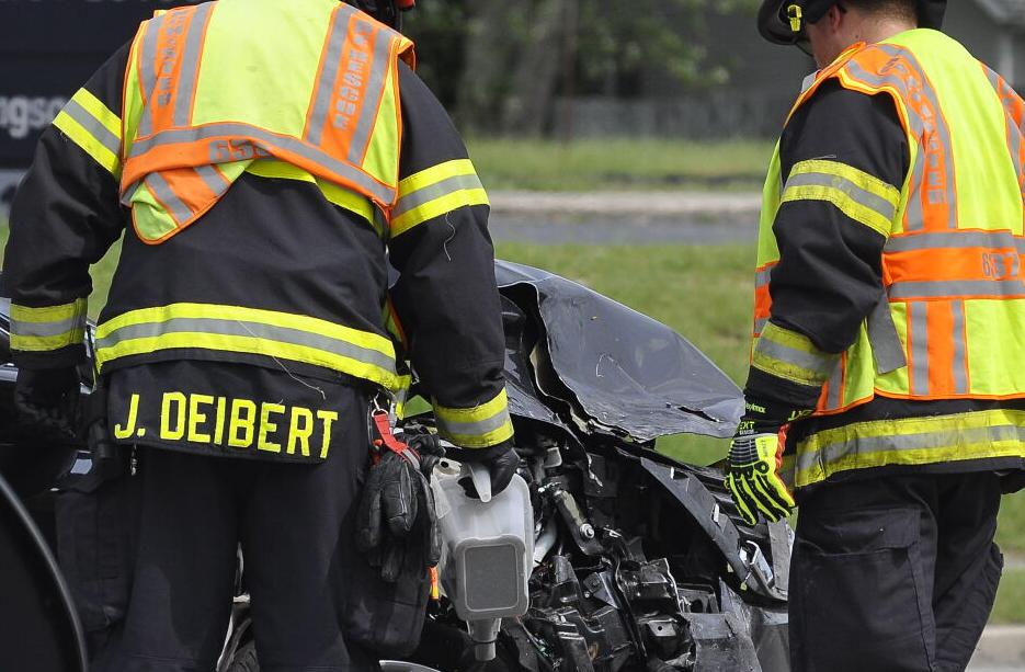 Hillsboro Blvd wreck .JPG